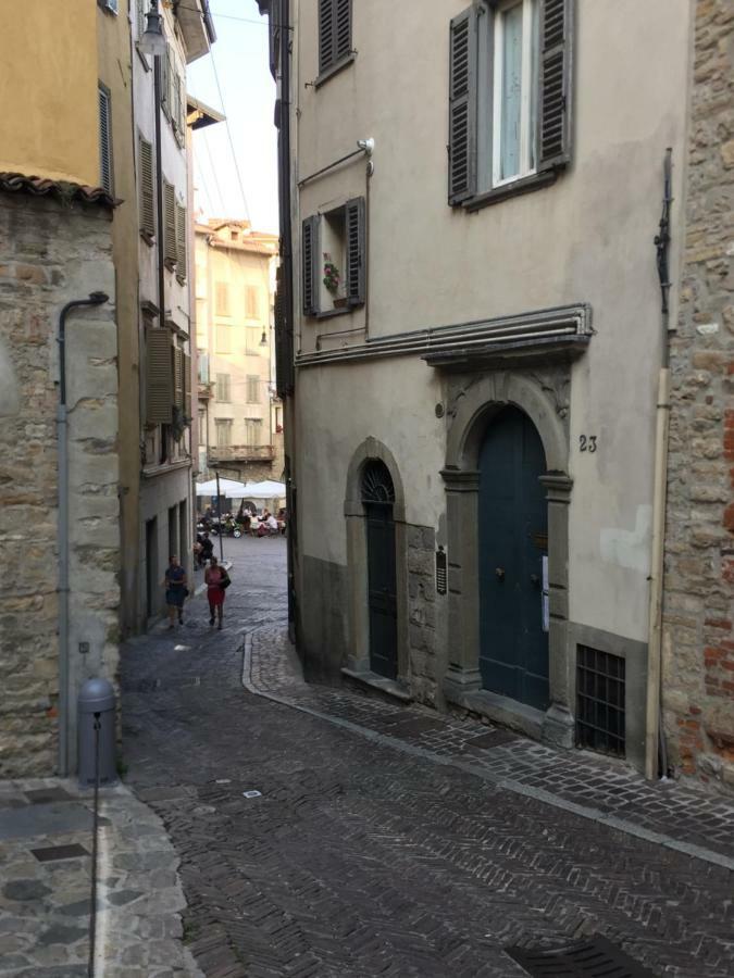 Appartamento Le Muravenete Bergamo Esterno foto