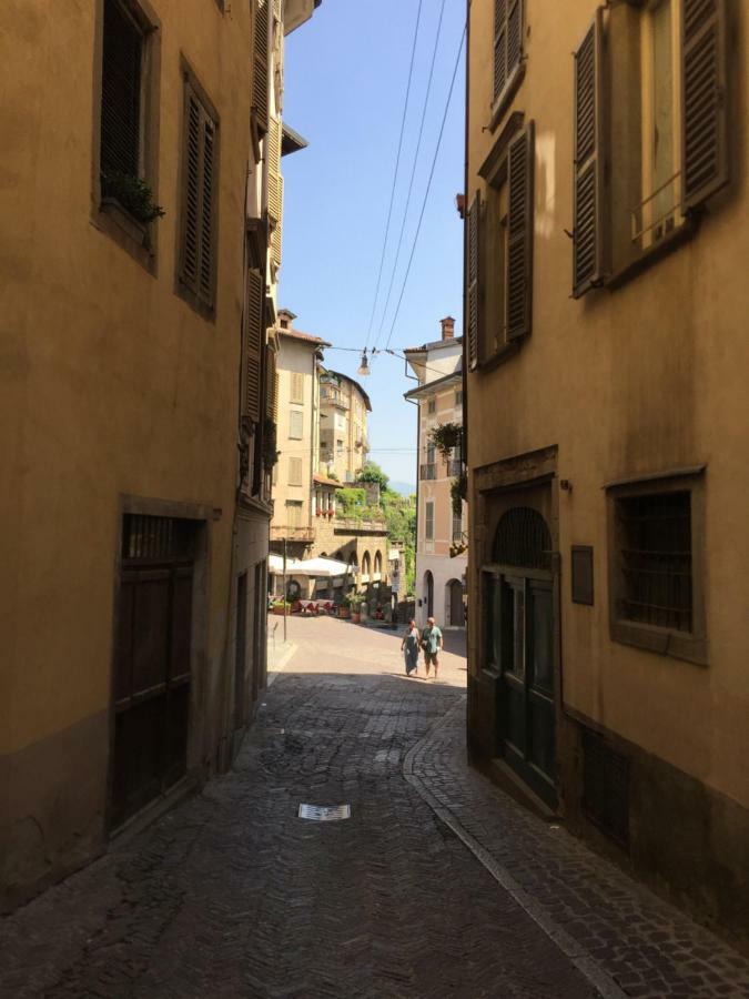 Appartamento Le Muravenete Bergamo Esterno foto